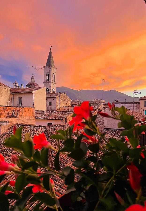 Regina D'Aragona Casa Vacanze Sulmona Exterior foto